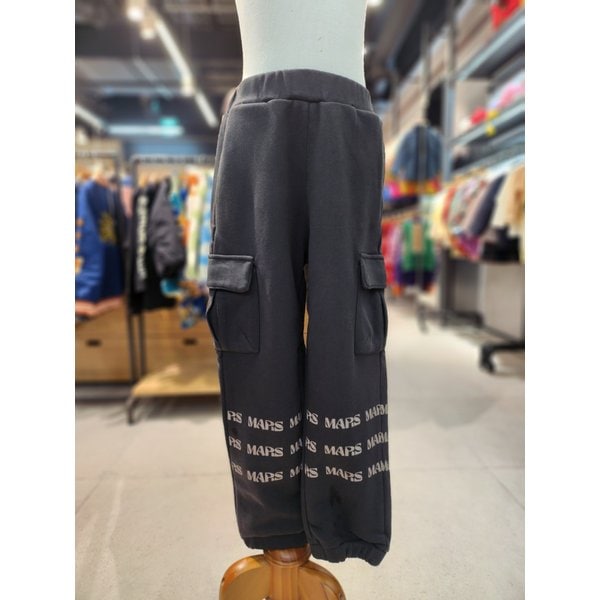 [파주점] (DG)마이어나더스토리-기모카고레터링팬츠 74C1G410014