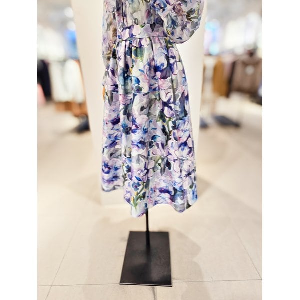 [파주점] [더아이잗컬렉션]워터컬러 플라워 플레어 스커트 CR5A0SK321