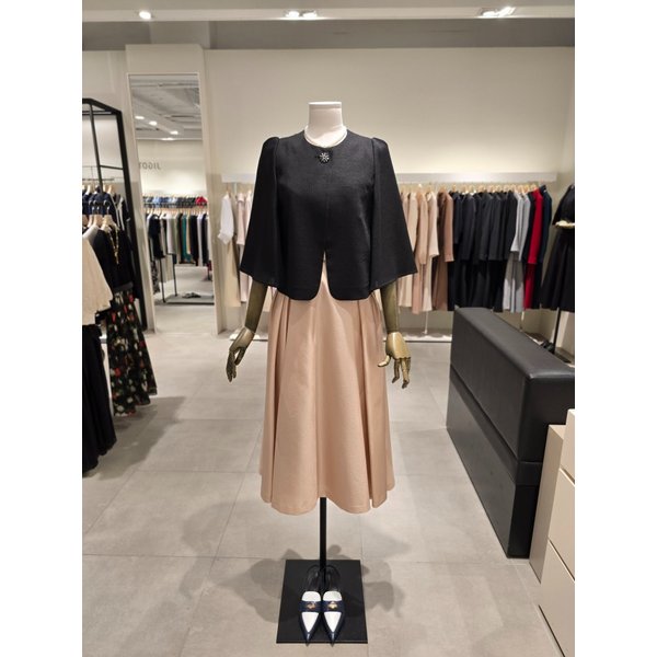 [파주점] 세트 원버튼 케이프 자켓 + 브이넥 셔링 원피스 JS5B0JK371,JS5B0OP321