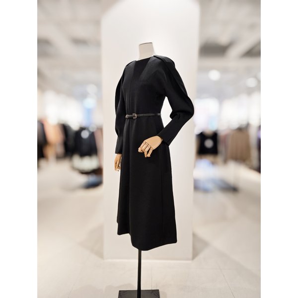 [파주점] [더아이잗컬렉션]모던 미니멀 플레어 원피스 CR2A0OP311