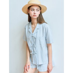 [프라이하잇] STRIPE RIBBON POCKET SHIRT (LIGHT BLUE)