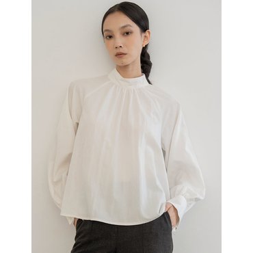 드팜므 HALFNECK SHIRRING MORDERN BLOUSE IV