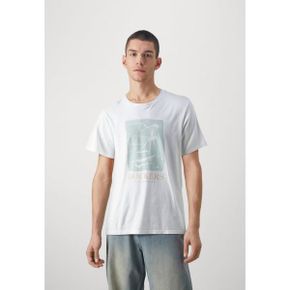 4732449 DOCKERS GRAPHIC TEE - Print T-shirt lucent white