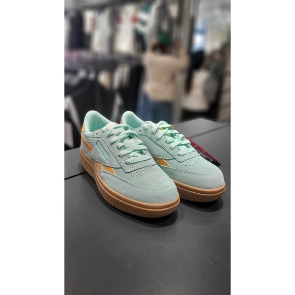 [여주점] RESO5EC4UB2  클럽 C 더블 리벤지 여자운동화