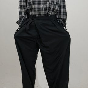 CMNMSTUDIO / wrap stap slacks