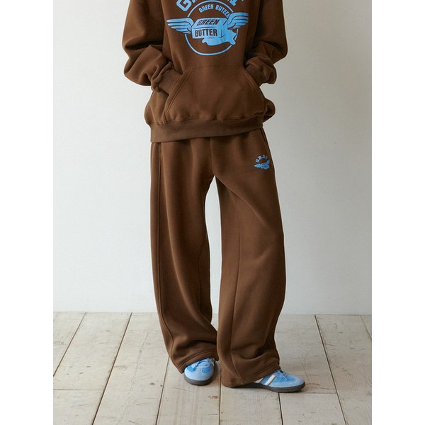 Butter Wing Fluff Sweat Pants (Brown)