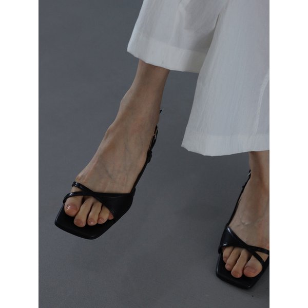 Cross Sandal_26108_black
