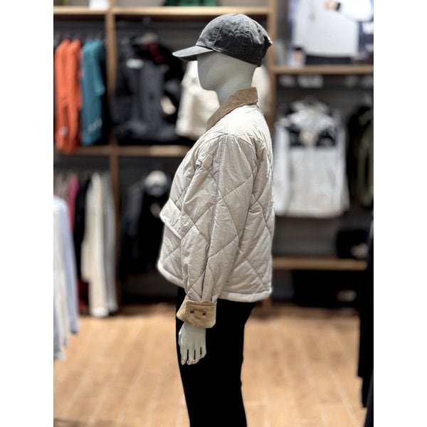 [부산점] 25년 여성 플러피 히트 자켓 NJ3NR80L