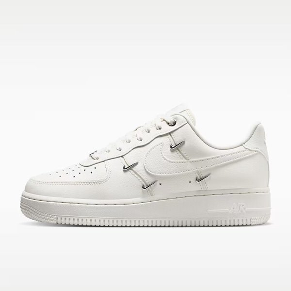 [국내매장판]나이키 에어 포스 1 07 LV8 IV4727-133 화이트 운동화 스니커즈 남녀공동신발