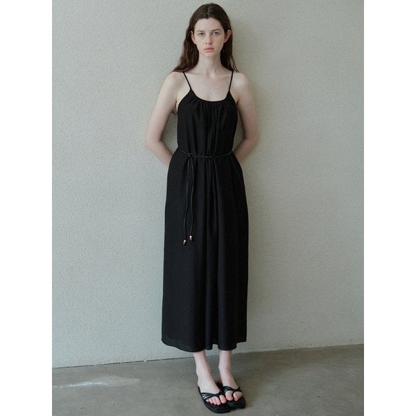 fluid shirring dress (black)