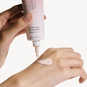 프리미엄 비건 톤 업 선크림 SPF50+PA++++ 50ml x2