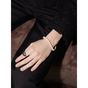 러브미몬스터 Natural Pearl Bracelet (L243MBC020)