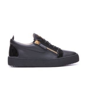 Low-Top RU00010003 Black