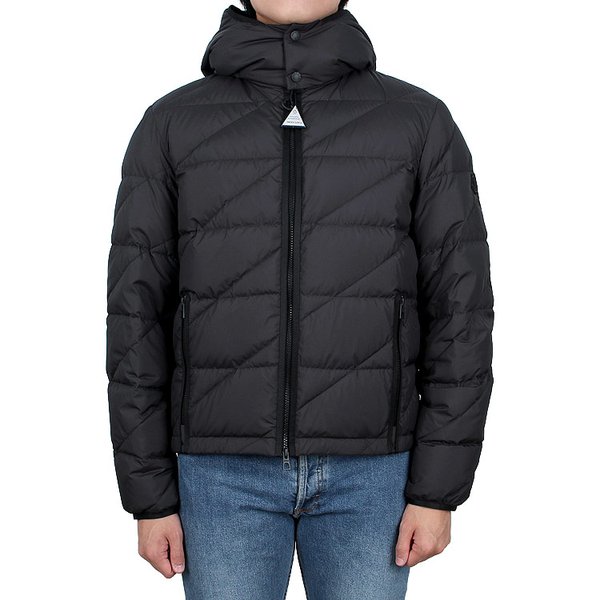 [시흥점] 25FW 패치로고 SCIROS 패딩자켓 (1A00050 597YW 999)