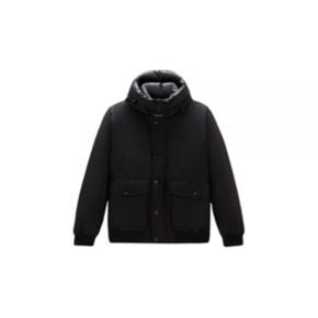 Polar Bomber in Ramar Cloth (CFWOOU0785MRUT0001 BLK) (폴라 봄버 자켓)