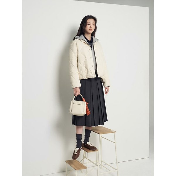 다이아 다운 경량 다운 점퍼  아이보리 (BF5938C050)