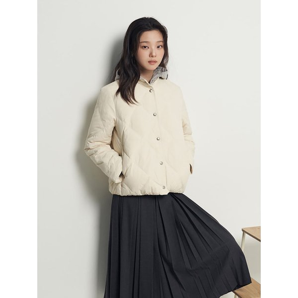 다이아 다운 경량 다운 점퍼  아이보리 (BF5938C050)