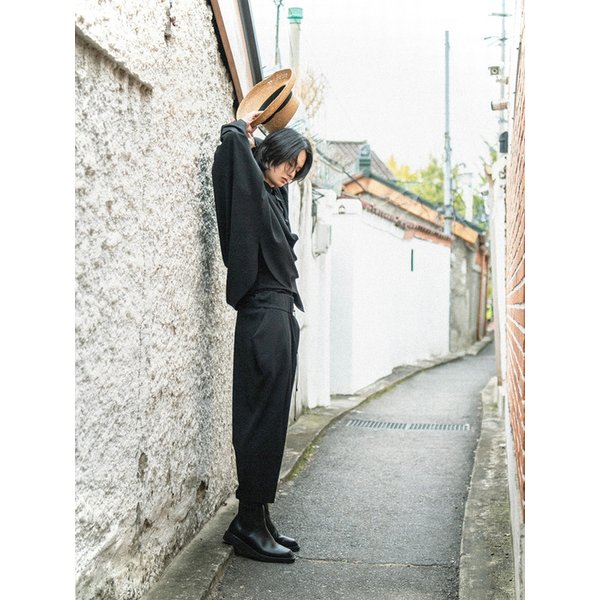 GDeL_LESS LINE ASYMMETRICAL POCKET PANTS M_BLACK
