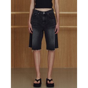 cut-off black denim half pants (black)