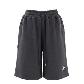 RIPPLE PANTS IN DARK GREY(밴딩 하프 팬츠)