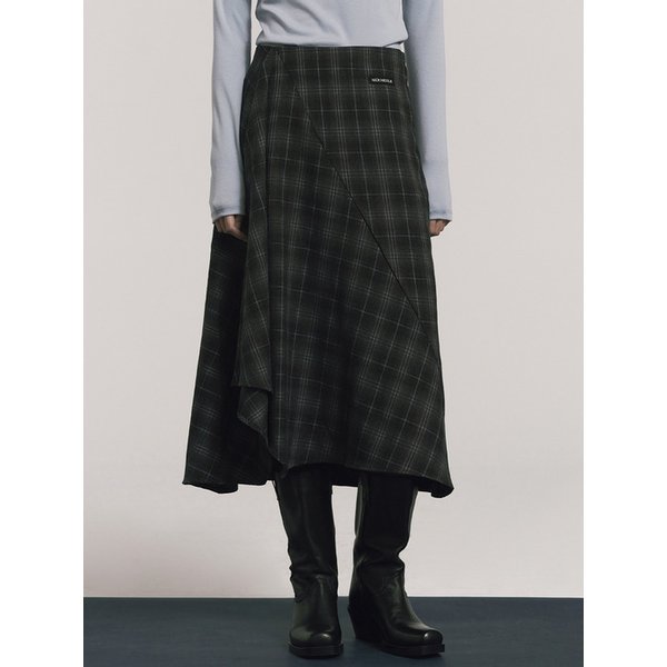 LAYERED CHECK WRAP FLARE SKIRT_BROWN