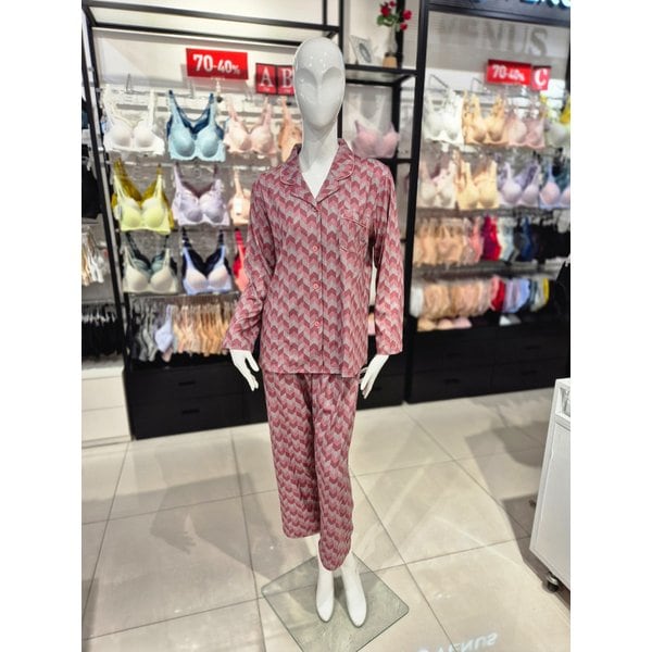 [시흥점] S 비너스 )  코트나 기하 나염 동절기 여성 파자마 세트 VPA4482W- WI