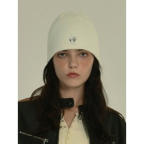 sv beanie (ivory)