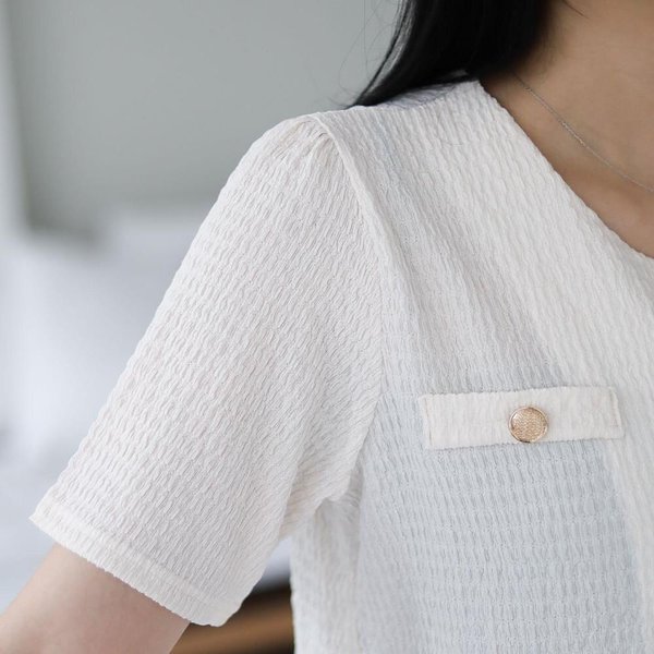 [옷자락] 여자 반팔 빅사이즈 얇은재킷 금장버튼 자켓