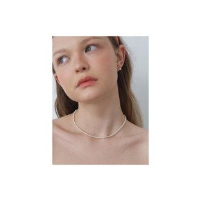 Light Natural Pearl Choker