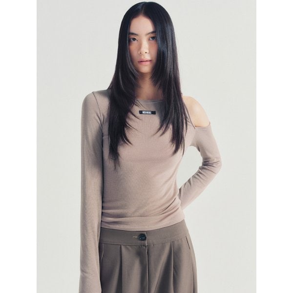 TWIST CUT OUT RIBBED SLEEVE TOP_BROWN