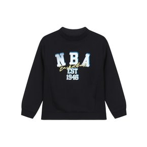 K224TS090P   NBA 스프레이 로고 프린트 하이넥 기모 맨투맨