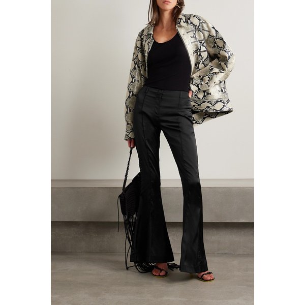 플레어 새틴 팬츠 블랙 1647597317270507