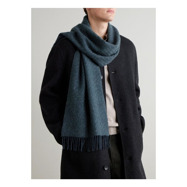 존스톤스 오브 엘긴 로프티 프린지 캐시미어 헤링본 스카프 46376663162948196