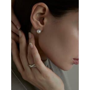 Ariana Pearl 925 Silver Earring