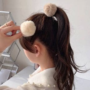 앞머리 고정 폼폼털 미니 집게핀 포인트 헤어삔 유아 포인트 털 여자 작은 귀여운머리핀 소형