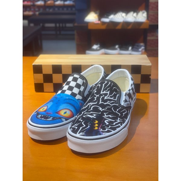 [여주점] (남여공용) 스니커즈 케이팝 데몬 헌터스 올드스쿨 (블랙) (VN000EC3BM8)