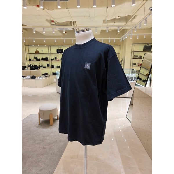 [부산점] 남성 로고 패치 반팔 티셔츠 2100030-S0115-V0020