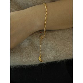 Ornament Half B.