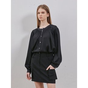 [리퍼브] SHIRRING ROUND BLOUSE BLACK