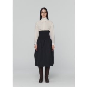 아모멘토 24FW NYLON SHIRRING FLARE SKIRT (2COLORS)