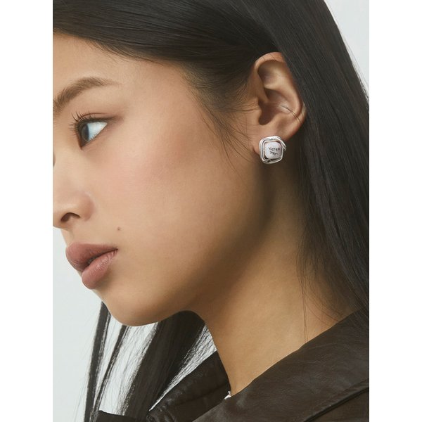 확대된 대표 image9