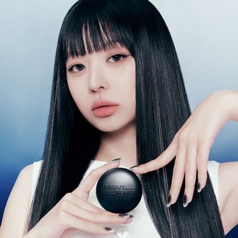 어바웃톤 [NEW컬러] 어바웃톤 블러 파우더 팩트