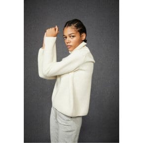 Chunky Snow Turtleneck (White)_D5WAW24204WHX