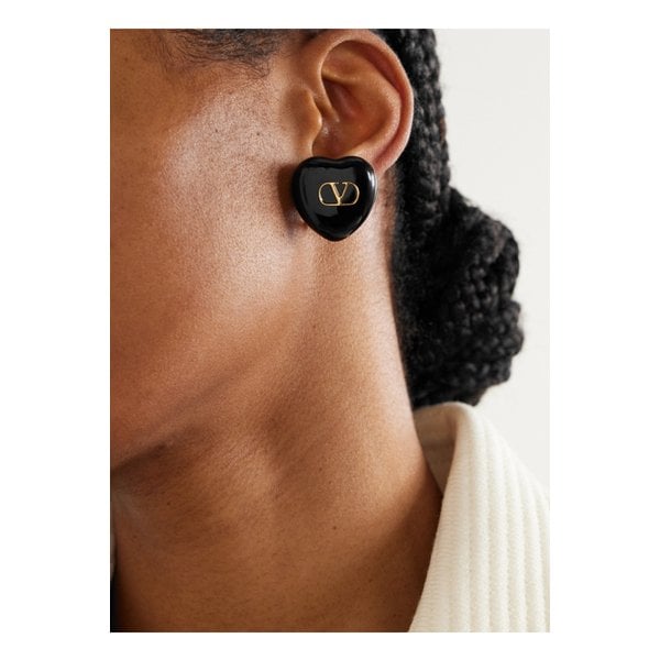 쿠오레 골드톤 레진 클립 이어링 블랙 1647597353595759