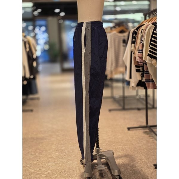 [파주점] 랩 배색 포인트 카고 팬츠 AQ2WP562