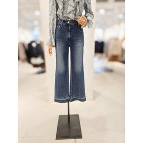 [파주점] [더아이잗컬렉션]디테일 워싱 부츠컷 데님 팬츠 CR3A0SL711