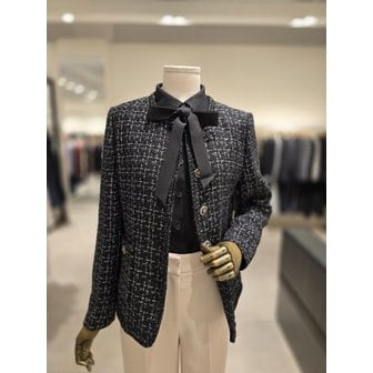 지고트 [파주점] 모던 라운드 트위드 버튼 업 자켓 JR9A0JK701