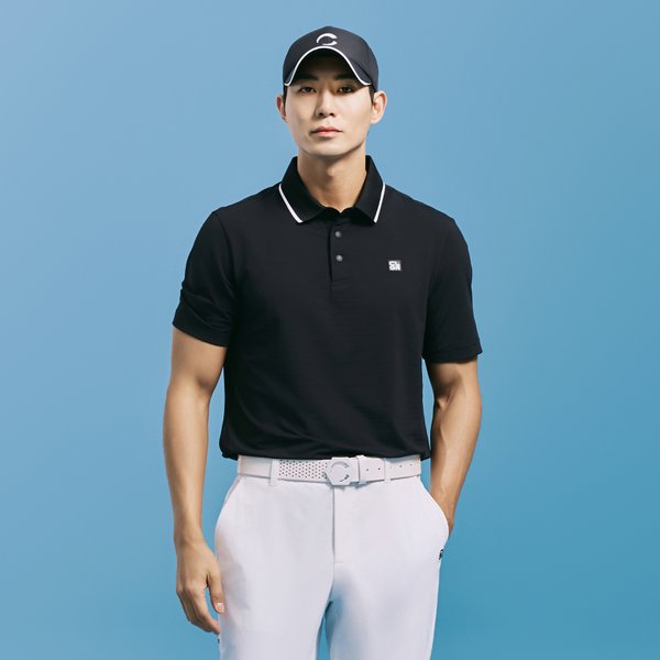 [부산점] 남성 에센셜 스트레치 나일론 버튼다운 카라 반팔티 블랙_CHE2MST2914BK