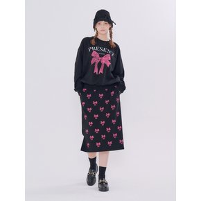 MET Present Sweatshirt & Skirt Set