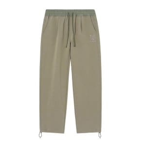 유니 PRIVACY ARTWORK WOVEN SETUP PANTS  KHAKI  _P368524343